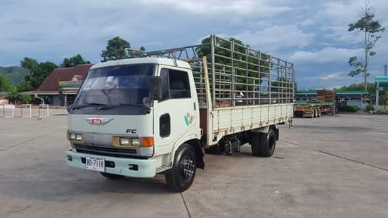 6ล้อล่อง HINO FC2W ยาว 5.5ม. คัทซีสวย เครื่องดี นิ่มๆแห้งๆ สภาพพร้อมใช้งานเลย ราคาต่อรองได้ ติดต่อ 0872976734