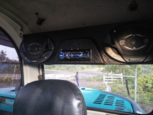 ขายsk135  รถสภาพเก่านอก ลองมาขับดูครับ เลี่ยมทุกจุด เอกสานซื้อขาย