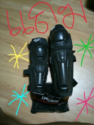 หมวกกันน๊อคREAL-BEON,เสื้ออินเนอร์WorkingWicking,การ์ดหลังFox,ฟรีการ์ดศอก-เข่าFox