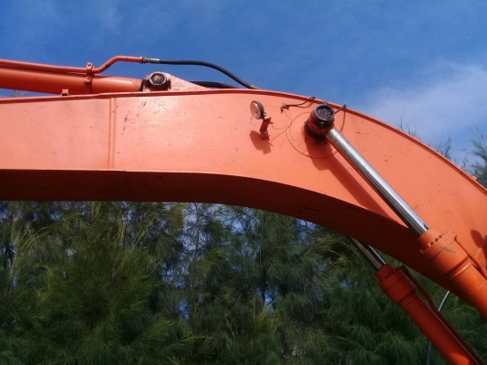 HITASHI 200 ZS-1 ใช้งาน10500ช.ม ไฟฟ้าตรบ ช่วงล่างเต็ม