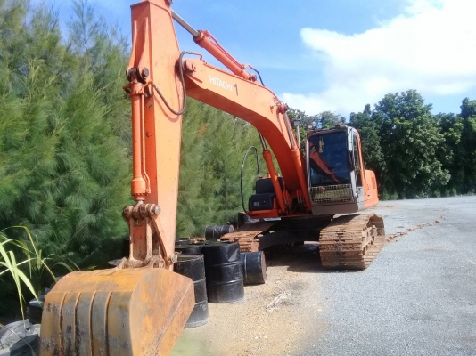 HITASHI 200 ZS-1 ใช้งาน10500ช.ม ไฟฟ้าตรบ ช่วงล่างเต็ม