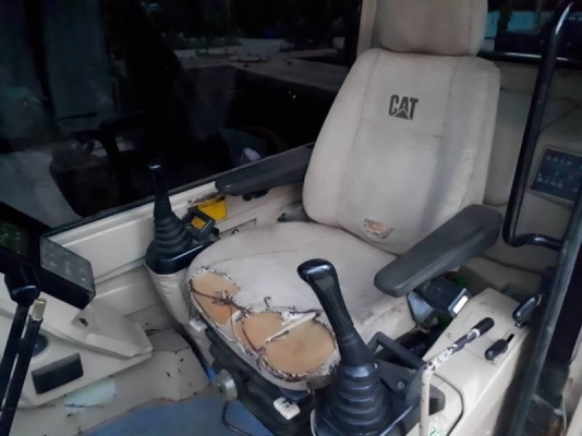 ขาย 735,000 CAT 312 v 1 ไฟฟ้าครบ เครื่องดี ปั้มแรง เอวแน่น ช่วงล่างสวย เอกสารอินวอยทร์ รถอยู่ พิจิตร 090-772-3710 090-772-3708