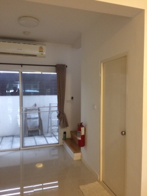 ขายถูกทาวน์เฮาส์ 16ตร.ว. โครงการIndy2 Land and House