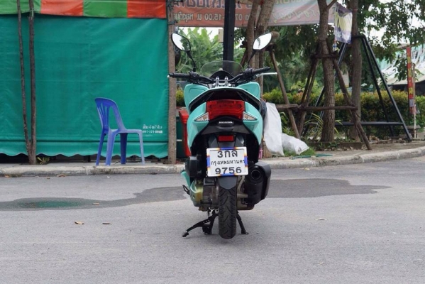 วุฒิ นนบุรี ขาย HONDA PCX150 ปี2015 รถสวยๆทะเบียนแท้พร้อมโอน วุฒิ นนบุรี ขาย HONDA PCX150 ปี2015 รถสวยๆทะเบียนแท้พร้อมโอน