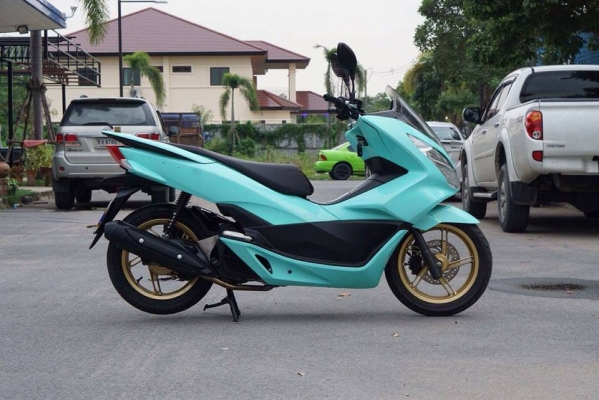 วุฒิ นนบุรี ขาย HONDA PCX150 ปี2015 รถสวยๆทะเบียนแท้พร้อมโอน