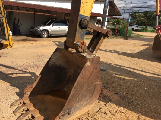 PC200-5..เดิมๆสภาพดี สวย.. คอนโทนสั้น ไฟครบ เอวแน่น ช่วงล่างสวย