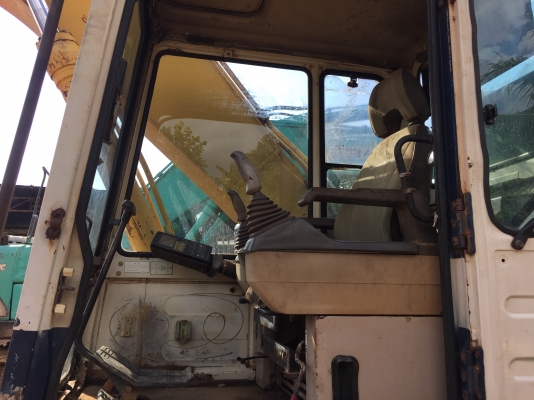 PC200-5..เดิมๆสภาพดี สวย.. คอนโทนสั้น ไฟครบ เอวแน่น ช่วงล่างสวย