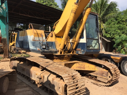 PC200-5..เดิมๆสภาพดี สวย.. คอนโทนสั้น ไฟครบ เอวแน่น ช่วงล่างสวย