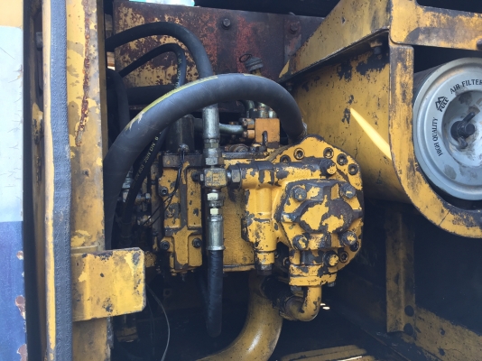 PC200-5..เดิมๆสภาพดี สวย.. คอนโทนสั้น ไฟครบ เอวแน่น ช่วงล่างสวย