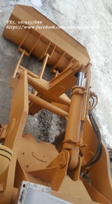 ขายถูกสุดๆ รถตักล้อยาง แบบต่อแขน-ตักพืชไร่ KOMATSU - JH30B  ขับเคลื่อน 2เพลา ,เลี้ยวล้อ, เกียร์ทอร์ค ,พร้อมใช้งาน , ราคาเพียง 355,000 บาท สนใจติดต่อ 0819337688