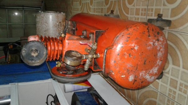 ปั๊มลม CY CS-51 ขนาด 36 ลิตร มอเตอร์ มิสซูบิชิ1/2 HP