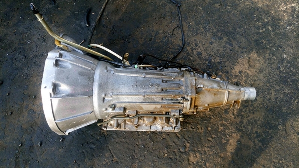 ขายเกียร์ออโต้ใส่เครื่องยนต์ดีเซลนิสสัน Td23 25 27 BD25