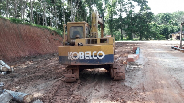 ขายรถแบคโฮ KOBELCO SK 60 หัวคีปพร้อมบุ้งกี๋ ราคา 250000