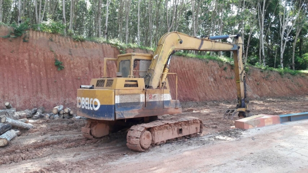 ขายรถแบคโฮ KOBELCO SK 60 หัวคีปพร้อมบุ้งกี๋ ราคา 250000