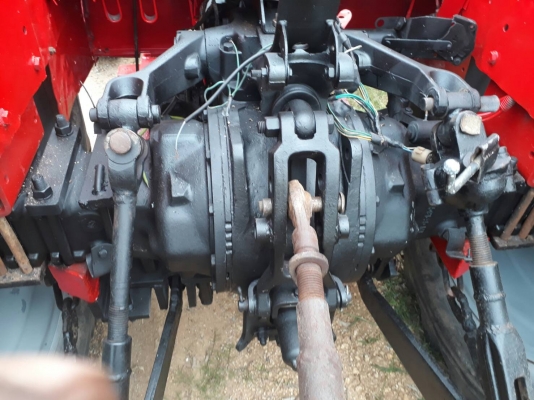 ขาย แมสซี่ 390  90แรง  2เพลา ใบดัน ผาน รถใช้งานได้ทุกระบบ