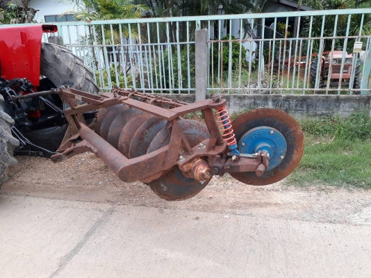 ขาย แมสซี่ 390  90แรง  2เพลา ใบดัน ผาน รถใช้งานได้ทุกระบบ