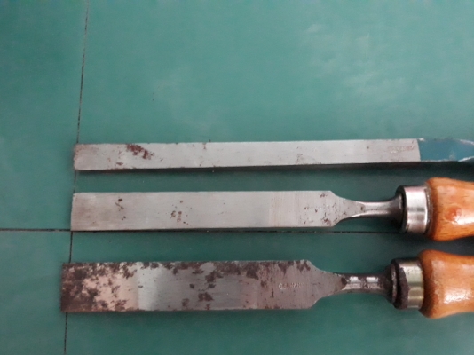 ขายสิ่วจระเข้สามดาว MADE IN GERMANY.เก่าเก็บราคาต่อด้าม