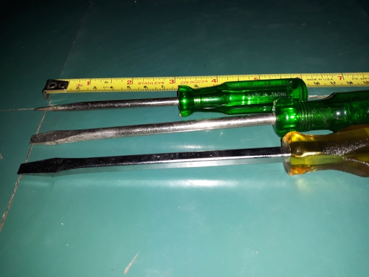 ขายไขควงปากแบนชุด3ด้าม MADE IN JAPAN.ใหม่เก่าเก็บ