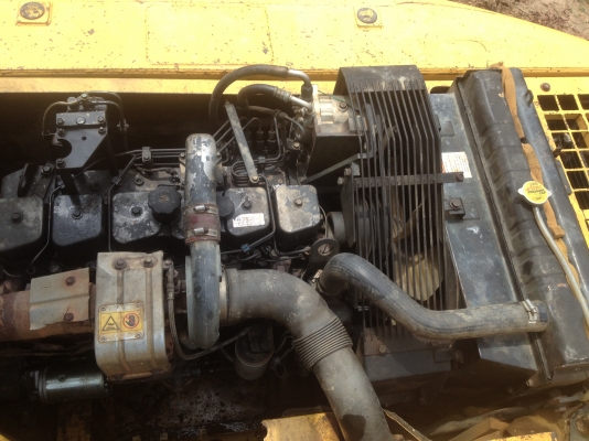 ขาย Komatsu pc200_6 เล่มทะเบียน เจ้าของขายเอง ไช้งานปกติ