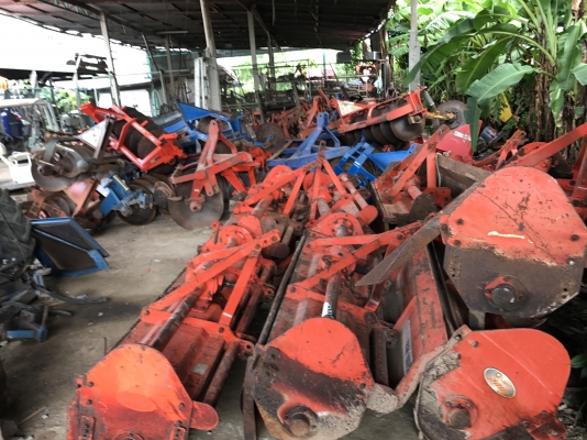 ขายโล. ตราชาง. สวยๆ มี10ตัว.ราคาเริ่มต้น. 15000.   ครับ