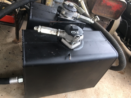 ถังน้ำมันไฮโดรหลิค