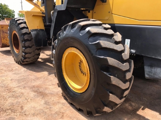 ขายรถตักล้อยาง KOMATSU WA320-5 รถนอกนำเข้าจากญี่ปุ่น สภาพสวยพร้อมใช้งาน มีVDOการทำงานครับ ขายรถตักล้อยาง KOMATSU WA320-5 รถนอกนำเข้าจากญี่ปุ่น สภาพสวยพร้อมใช้งาน มีVDOการทำงานครับ