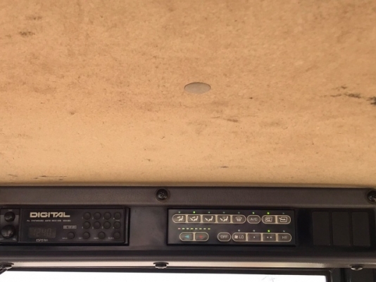 ขายรถตักล้อยาง KOMATSU WA320-5 รถนอกนำเข้าจากญี่ปุ่น สภาพสวยพร้อมใช้งาน มีVDOการทำงานครับ ขายรถตักล้อยาง KOMATSU WA320-5 รถนอกนำเข้าจากญี่ปุ่น สภาพสวยพร้อมใช้งาน มีVDOการทำงานครับ