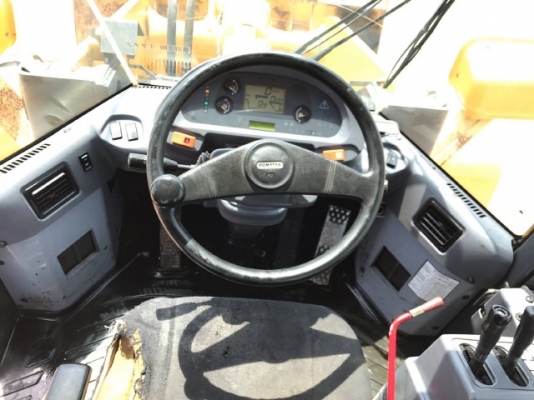 ขายรถตักล้อยาง KOMATSU WA320-5 รถนอกนำเข้าจากญี่ปุ่น สภาพสวยพร้อมใช้งาน มีVDOการทำงานครับ ขายรถตักล้อยาง KOMATSU WA320-5 รถนอกนำเข้าจากญี่ปุ่น สภาพสวยพร้อมใช้งาน มีVDOการทำงานครับ