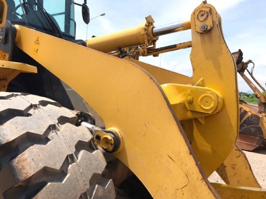 ขายรถตักล้อยาง KOMATSU WA320-5 รถนอกนำเข้าจากญี่ปุ่น สภาพสวยพร้อมใช้งาน มีVDOการทำงานครับ ขายรถตักล้อยาง KOMATSU WA320-5 รถนอกนำเข้าจากญี่ปุ่น สภาพสวยพร้อมใช้งาน มีVDOการทำงานครับ