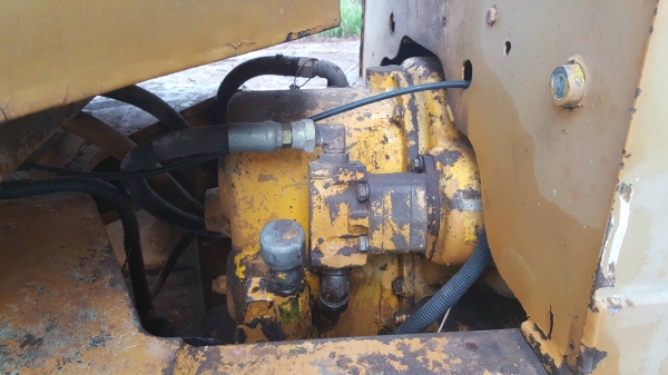 ขาย รถตัก KOMATSU 510 กรองเดี่ยว เครื่องดี เกียร์ดี ปั้มแรง ทำงานคล่องตัว ยางเต็ม ต่อแขนเรียบร้อยแล้ว ขาย รถตัก KOMATSU 510 กรองเดี่ยว เครื่องดี เกียร์ดี ปั้มแรง ทำงานคล่องตัว ยางเต็ม ต่อแขนเรียบร้อยแล้ว