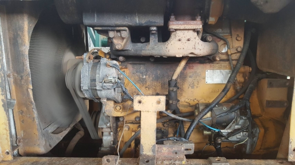 ขาย รถตัก KOMATSU 510 กรองเดี่ยว เครื่องดี เกียร์ดี ปั้มแรง ทำงานคล่องตัว ยางเต็ม ต่อแขนเรียบร้อยแล้ว ขาย รถตัก KOMATSU 510 กรองเดี่ยว เครื่องดี เกียร์ดี ปั้มแรง ทำงานคล่องตัว ยางเต็ม ต่อแขนเรียบร้อยแล้ว