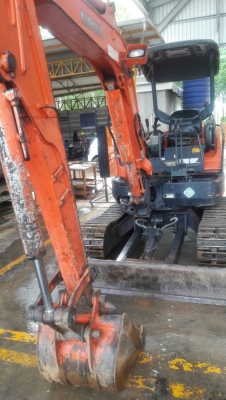 ขายรถขุดคูโบต้า3ตันด่วน