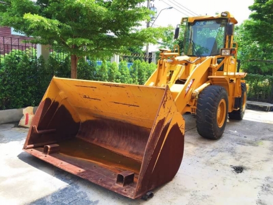 ขาย 1,150,000 รถตัก XCMG ขนาด 3 คิว รุ่นใหม่ล่าสุด สภาพ90\% ไมล์ 2,000 ชม. สวยเหมือนใหม่ เล่มทะเบียน รถสวย รถอยู่ ปทุมธานี 090-772-3710 090-772-3708