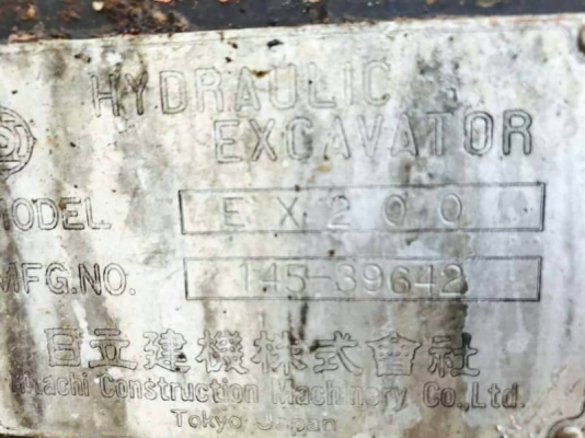 ขาย 395,000 บาท HITACHI EX200-1 เครื่องดี ปั้ม K3V โช่หนา เอวแน่น เอกสารชื้อขาย  รถอยู่ จ.ขอนแก่น 090-772-3710 090-772-3708