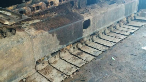 ขาย 395,000 บาท HITACHI EX200-1 เครื่องดี ปั้ม K3V โช่หนา เอวแน่น เอกสารชื้อขาย  รถอยู่ จ.ขอนแก่น 090-772-3710 090-772-3708