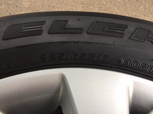 ขายล้อแม็ก CR-V G4 ขอบ 17 4 ล้อ ราคา 6,200 บาท ราคาโครถูกๆๆ