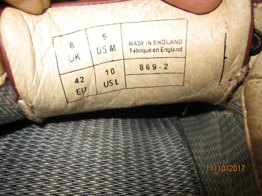 รองเท้า Dr. martens Made in England สภาพงาม ๆ เบอร์ 42 ยาว 26.5 ซม.