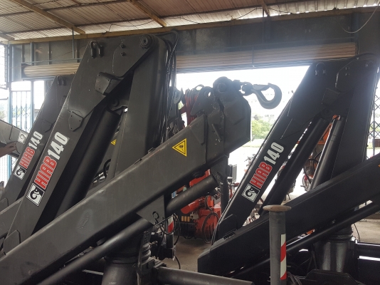 ขายเครนพับนำเข้าจากยุโรป (HIAB)