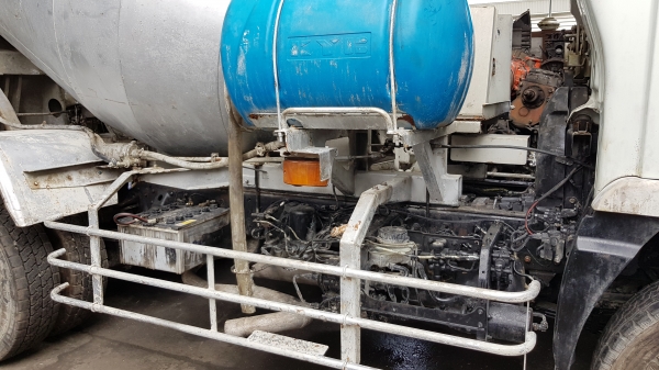 รถโม่ปูนเก่าญี่ปุ่น เครื่องยนต์ jo8c V รุ่นใหม่ 225 แรง ขนาด 3 คิว รถโม่ปูนเก่าญี่ปุ่น เครื่องยนต์ jo8c V รุ่นใหม่ 225 แรง ขนาด 3 คิว