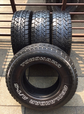 ยาง All Yokohama 30 9.5 R15 ปี15 ดอกเต็ม ไม่มีปะ ใช้ยาว ราคาไม่แพง ยาง All Yokohama 30 9.5 R15 ปี15 ดอกเต็ม ไม่มีปะ ใช้ยาว ราคาไม่แพง