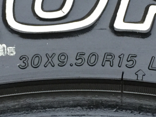 ยาง All Yokohama 30 9.5 R15 ปี15 ดอกเต็ม ไม่มีปะ ใช้ยาว ราคาไม่แพง ยาง All Yokohama 30 9.5 R15 ปี15 ดอกเต็ม ไม่มีปะ ใช้ยาว ราคาไม่แพง