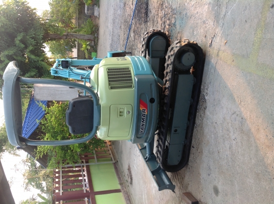 ขายด่วนแมคโครเล็ก