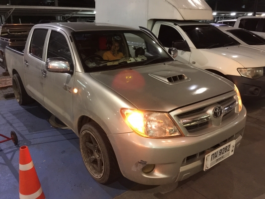 ยาง Michelin 265 60 18 ปี16 ดอกเต็ม ไม่มีปะ ใช้ยาว ราคาไม่แพง ยาง Michelin 265 60 18 ปี16 ดอกเต็ม ไม่มีปะ ใช้ยาว ราคาไม่แพง