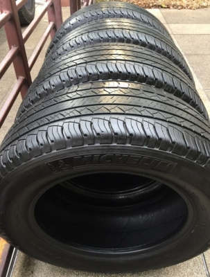 ยาง Michelin 265 60 18 ปี16 ดอกเต็ม ไม่มีปะ ใช้ยาว ราคาไม่แพง ยาง Michelin 265 60 18 ปี16 ดอกเต็ม ไม่มีปะ ใช้ยาว ราคาไม่แพง