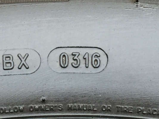 ยาง Michelin 265 60 18 ปี16 ดอกเต็ม ไม่มีปะ ใช้ยาว ราคาไม่แพง ยาง Michelin 265 60 18 ปี16 ดอกเต็ม ไม่มีปะ ใช้ยาว ราคาไม่แพง