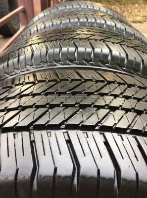 ยาง Bridgestone 265 65 17 ปี15 ดอกเต็ม ไม่มีปะ ใช้ยาว ราคาไม่แพง ยาง Bridgestone 265 65 17 ปี15 ดอกเต็ม ไม่มีปะ ใช้ยาว ราคาไม่แพง