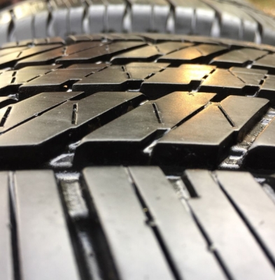 ยาง Bridgestone 265 65 17 ปี15 ดอกเต็ม ไม่มีปะ ใช้ยาว ราคาไม่แพง ยาง Bridgestone 265 65 17 ปี15 ดอกเต็ม ไม่มีปะ ใช้ยาว ราคาไม่แพง