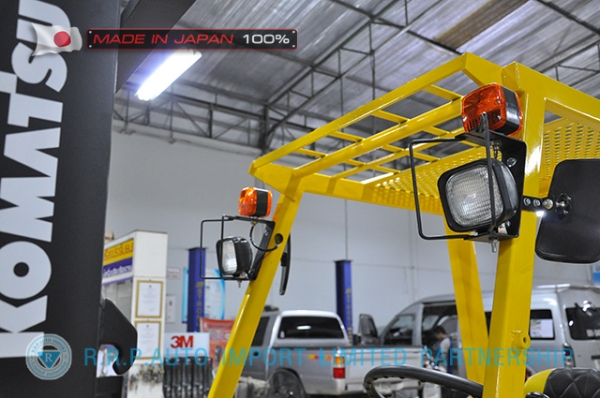 ขายรถโฟล์คลิฟท์มือสอง KOMATSU รุ่น FG20-7-101824 นำเข้าจากประเทศญี่ปุ่น 100\% ไม่เคยใช้งานในไทย