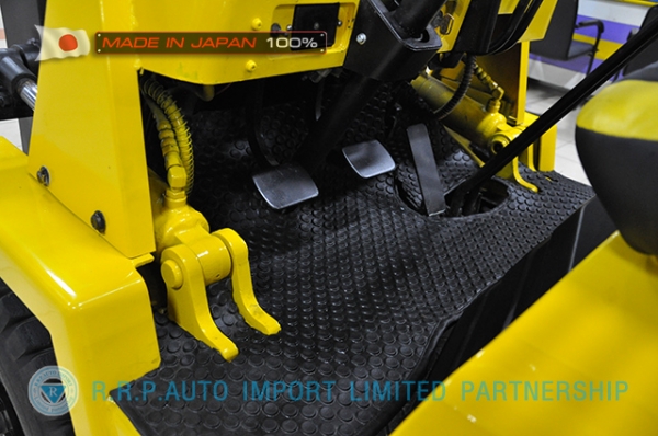 ขายรถโฟล์คลิฟท์มือสอง KOMATSU รุ่น FG20-7-101824 นำเข้าจากประเทศญี่ปุ่น 100\% ไม่เคยใช้งานในไทย