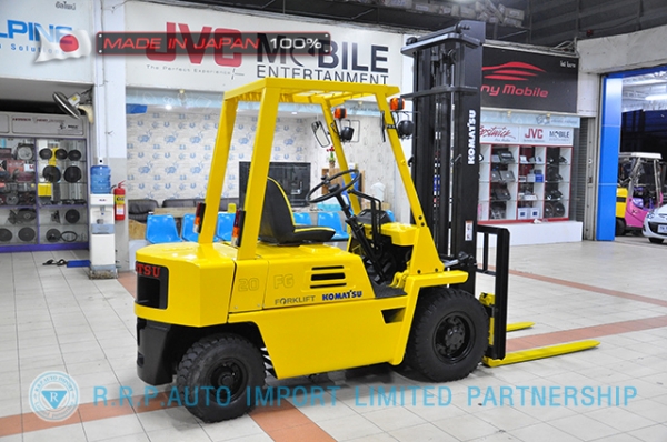 ขายรถโฟล์คลิฟท์มือสอง KOMATSU รุ่น FG20-7-101824 นำเข้าจากประเทศญี่ปุ่น 100\% ไม่เคยใช้งานในไทย